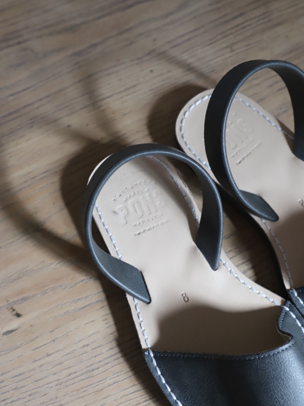 Pons Avarca sandals size 8 - Picture 4 of 4